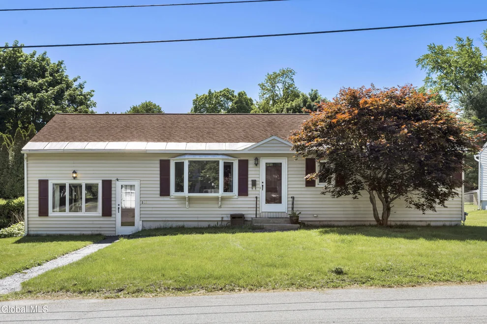 Unit for sale at 14 Concord Street, Scotia, NY 12302