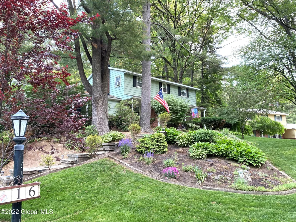 Unit for sale at 16 Sleepy Hollow Drive, Clifton Park, NY 12065