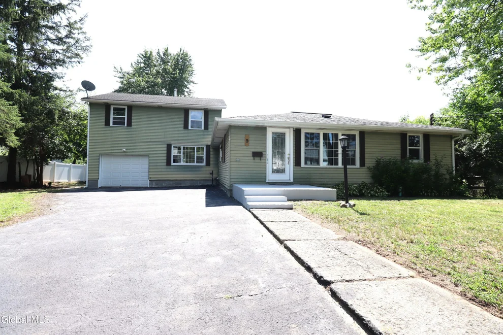 Unit for sale at 9 Rhode Island Avenue, East Greenbush, NY 12144