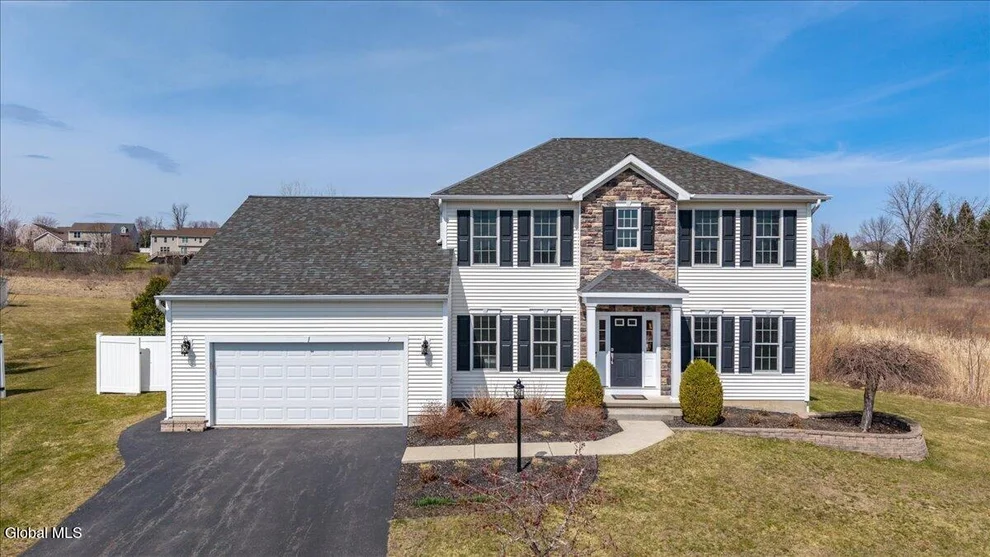 Unit for sale at 7 Rolling Hills Drive, Halfmoon, NY 12118