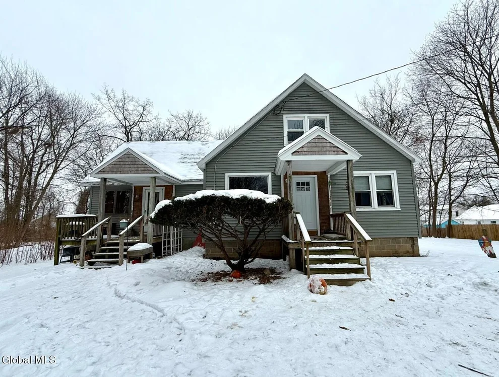 Unit for sale at 3 Charles Street, Glens Falls, NY 12801