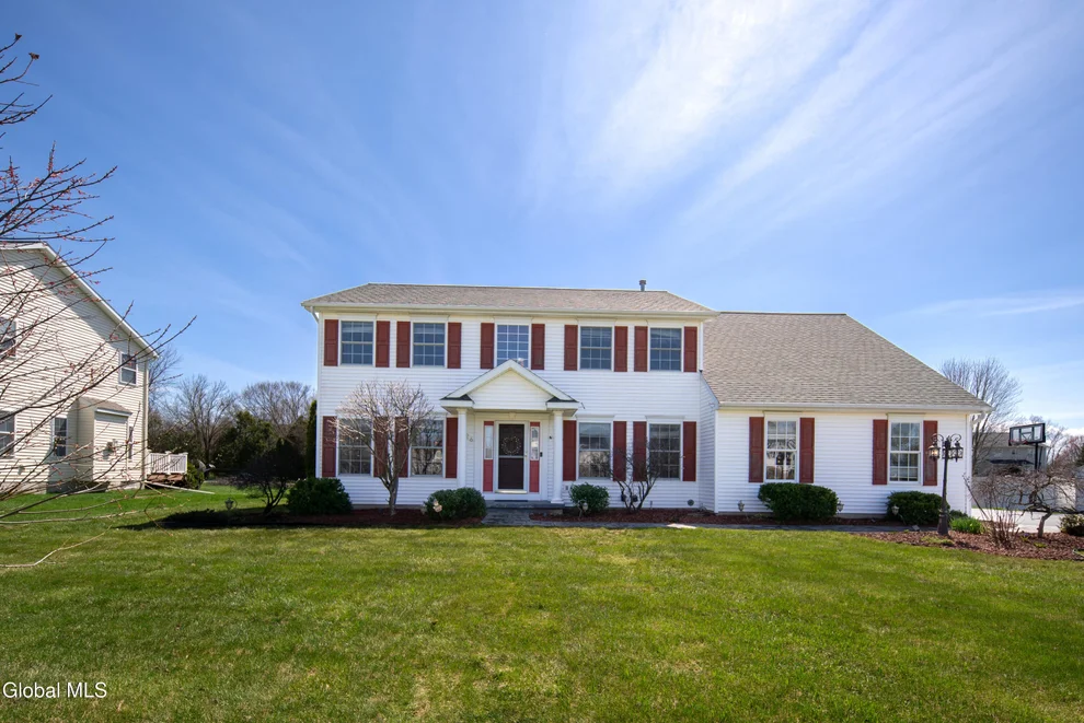 Unit for sale at 26 Mallard Drive, Clifton Park, NY 12148
