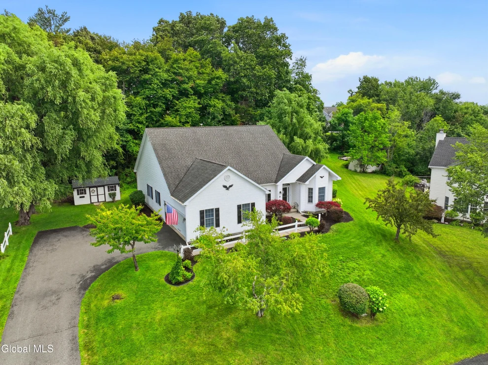 Unit for sale at 6 Sawyer Place, Colonie, NY 12047