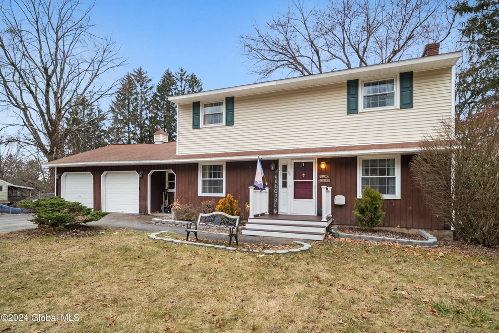 Unit for sale at 154 Lapp Road, Clifton Park, NY 12065