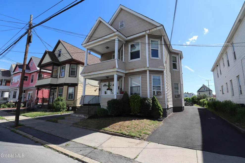Unit for sale at 1247-49 Crane Street, Schenectady, NY 12303