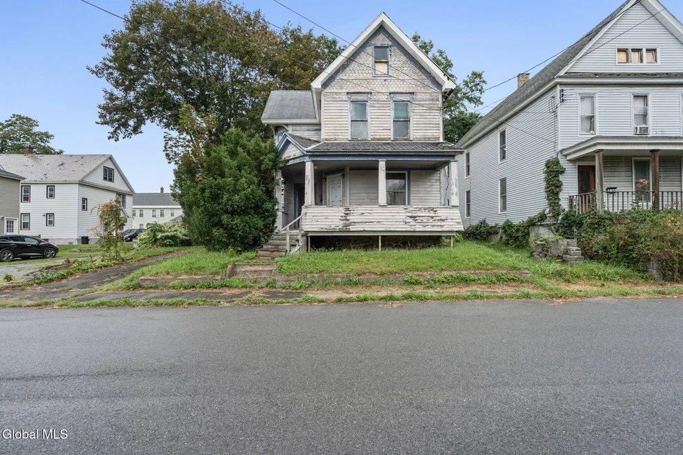 Unit for sale at 4 4th Street, Amsterdam, NY 12010