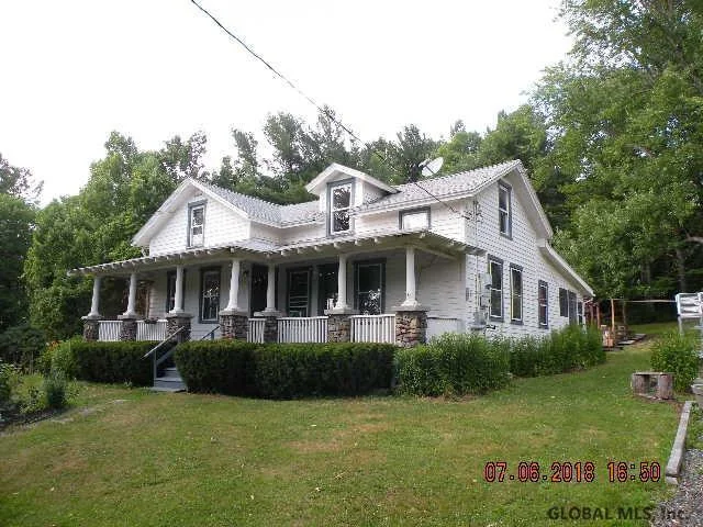 Unit for sale at 12 Crowley Way, Sand Lake, NY 12018