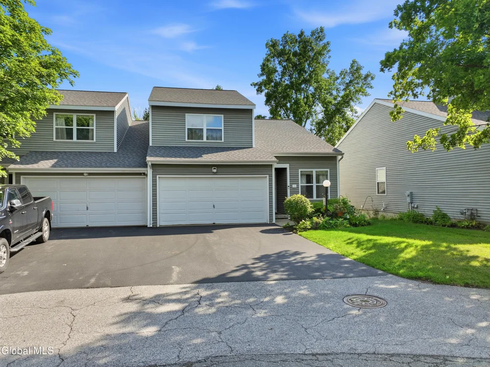 Unit for sale at 152 Harvard Road, Colonie, NY 12189
