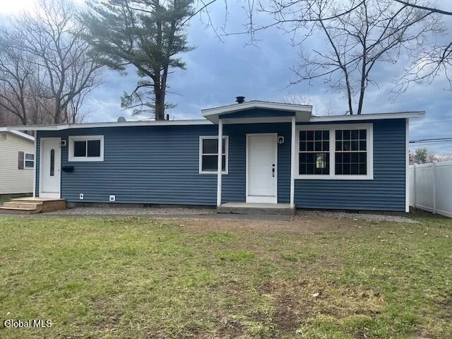 Unit for sale at 51 Sherwood Drive, Colonie, NY 12110