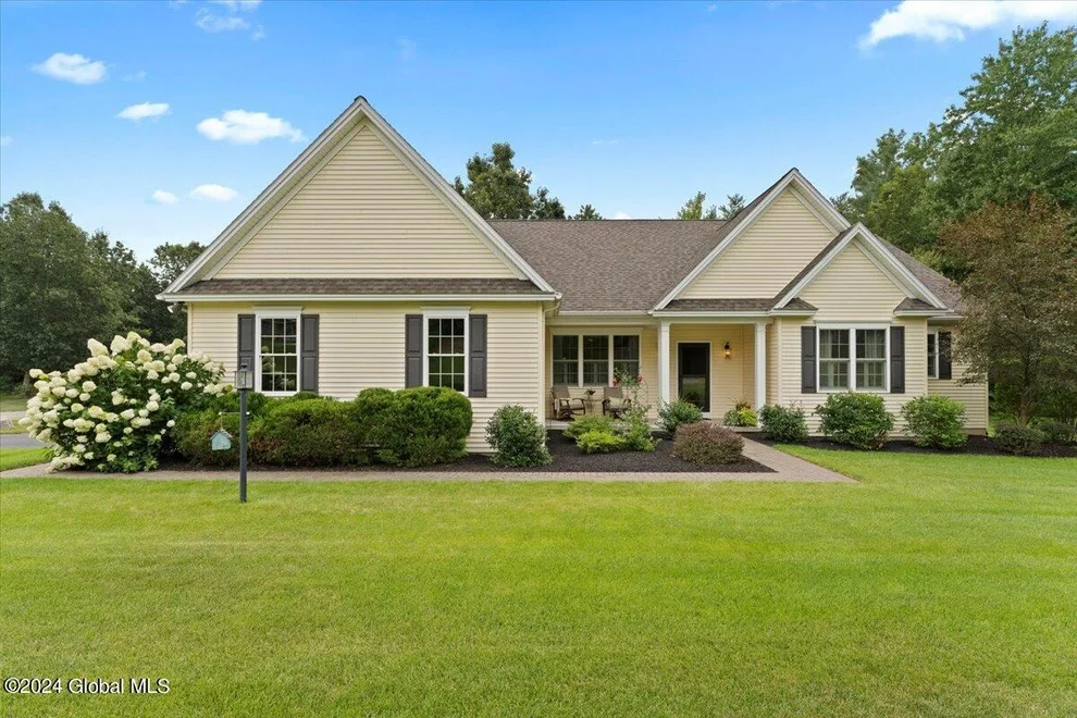 Unit for sale at 2 Corinne Court, Saratoga, NY 12866