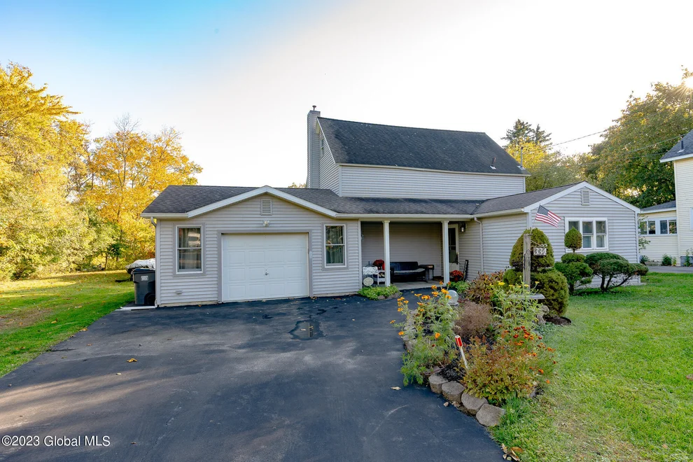 Unit for sale at 334 Butterfield Avenue, Glenville, NY 12008