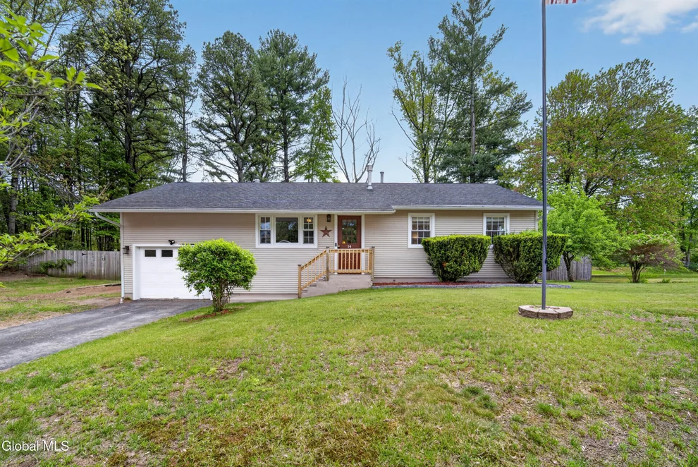 Unit for sale at 14 Fawn Drive, Milton, NY 12020
