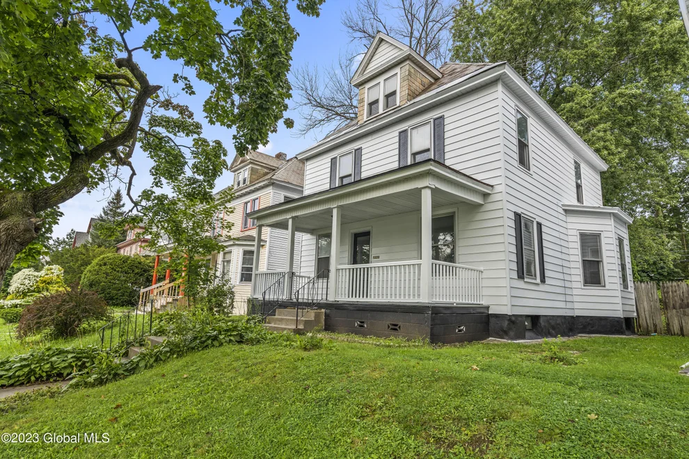 Unit for sale at 1220 Parkwood Boulevard, Schenectady, NY 12308