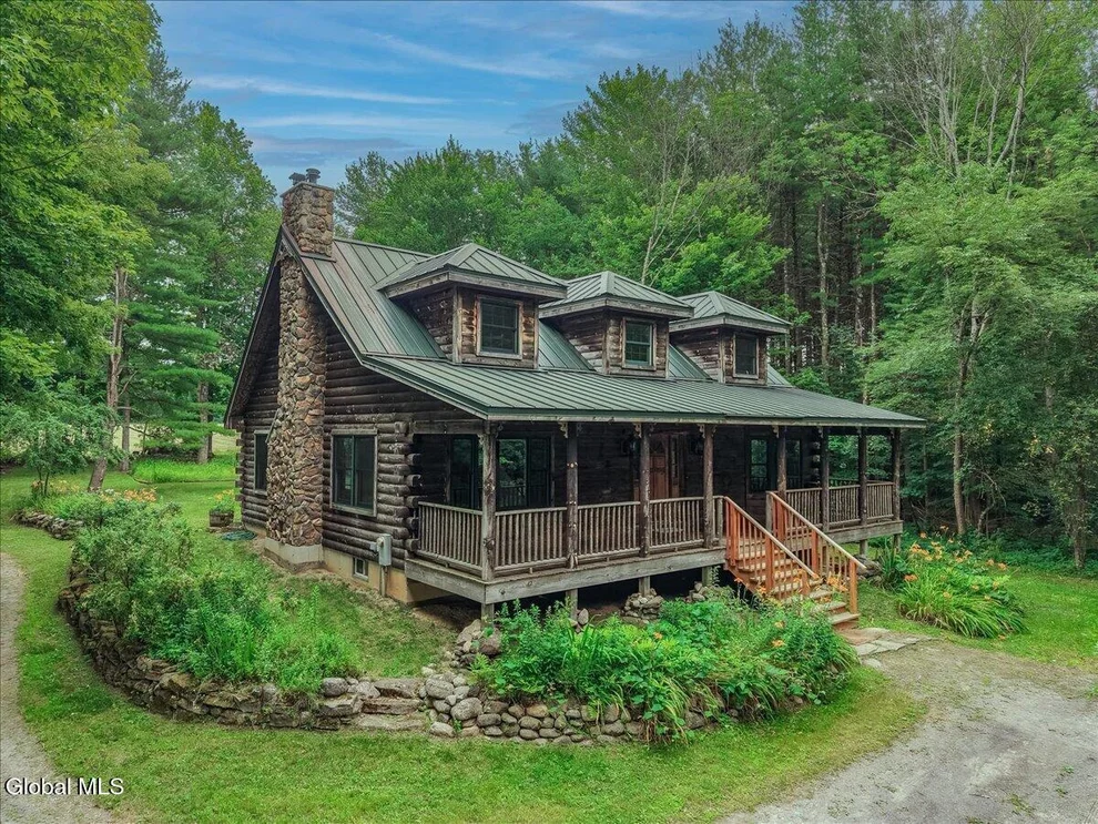 Unit for sale at 2274 Touareuna Road, Glenville, NY 12010