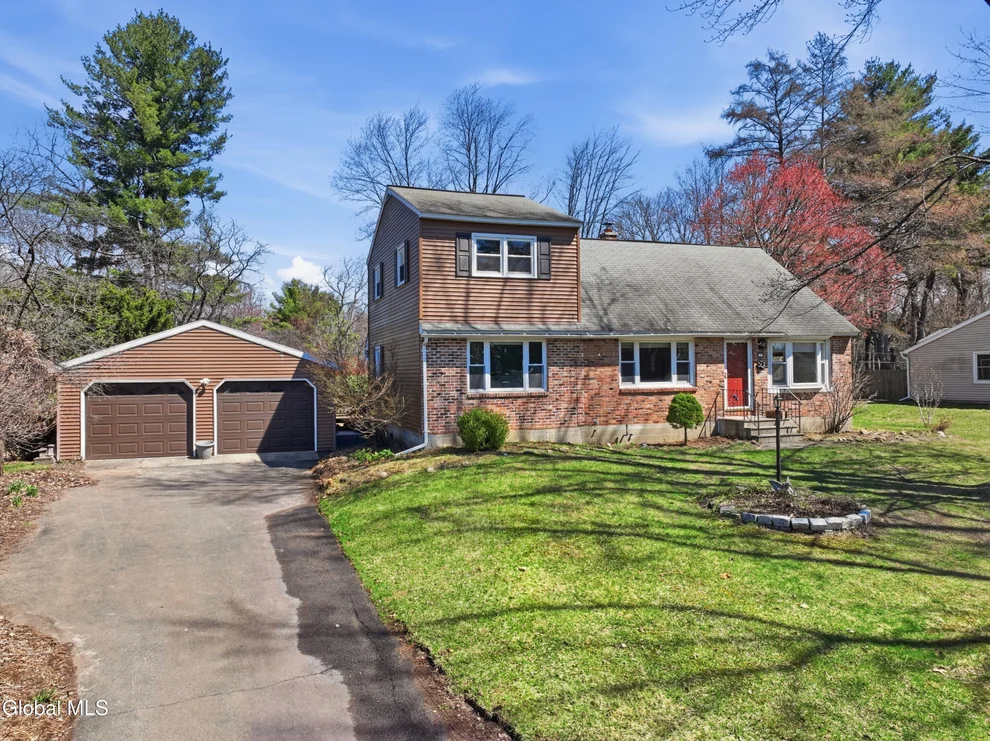 Unit for sale at 138 Birchwood Drive, Guilderland, NY 12303