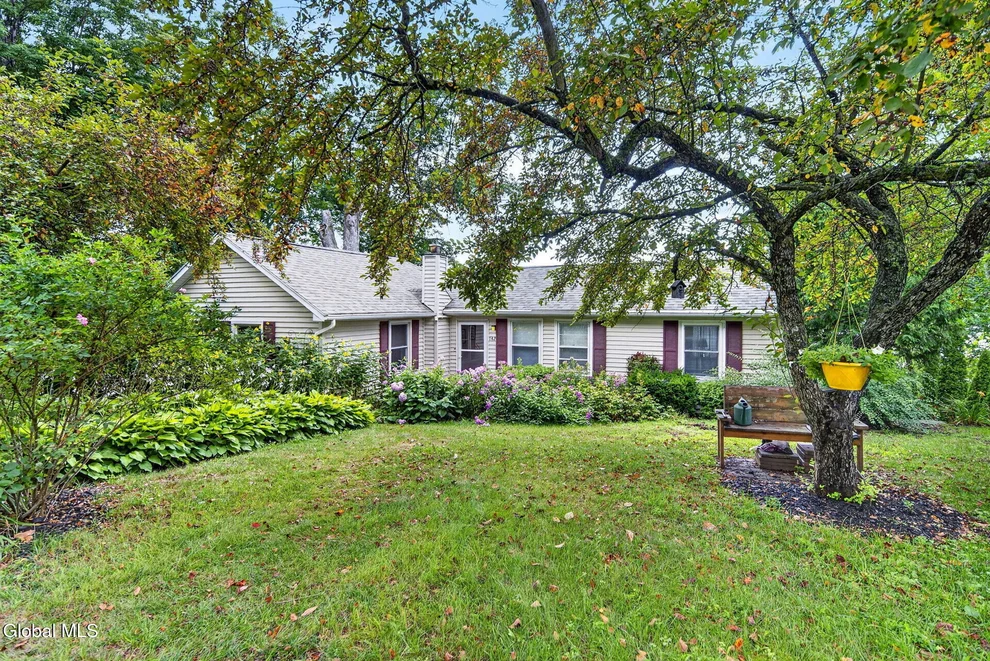 Unit for sale at 142 Sunnyside N, Queensbury, NY 12804