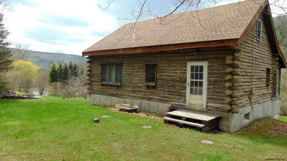 Unit for sale at 889 KEYSERKILL Road, Fulton, NY 12122