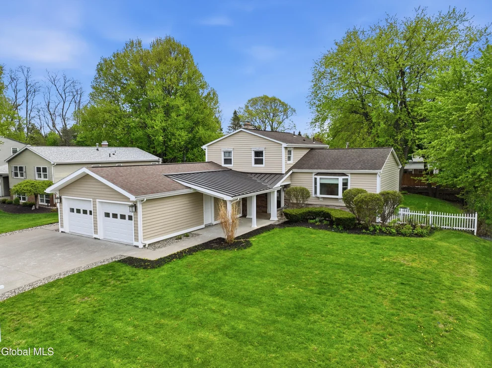 Unit for sale at 24 Michaelangelo Street, Colonie, NY 12110