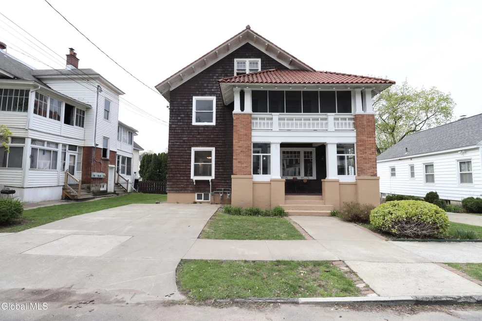 Unit for sale at 28 Stewart Street, Amsterdam, NY 12010