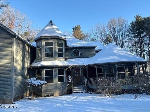 Unit for sale at 14 Rizzo Lane, Guilderland, NY 12203