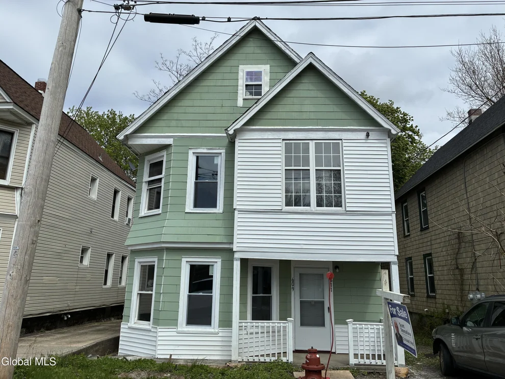 Unit for sale at 609 Bluff Avenue, Schenectady, NY 12303