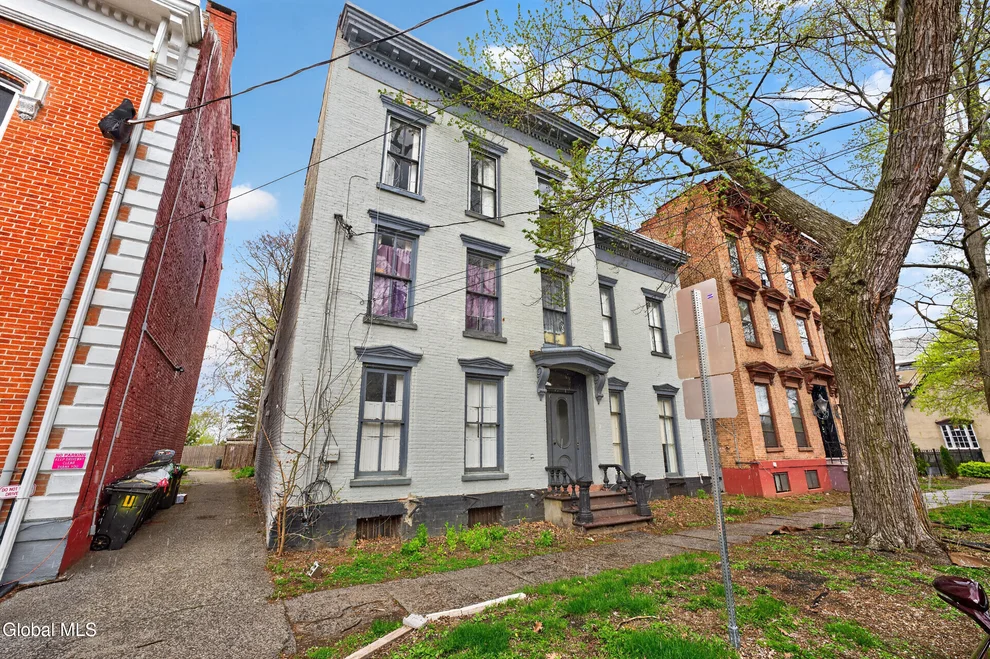 Unit for sale at 7 Union Street, Schenectady, NY 12305