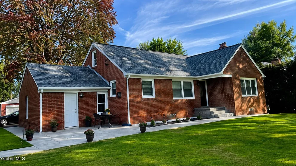 Unit for sale at 84 Elliott Avenue, Schenectady, NY 12304