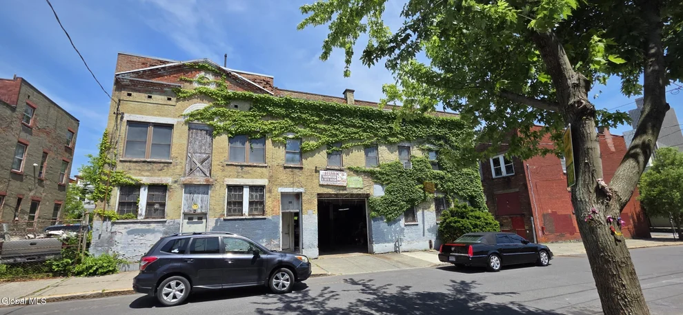 Unit for sale at 380 Madison Avenue, Albany, NY 12210