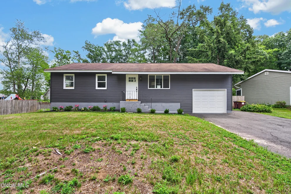 Unit for sale at 3 Karista Spring Drive, Saratoga Springs, NY 12866