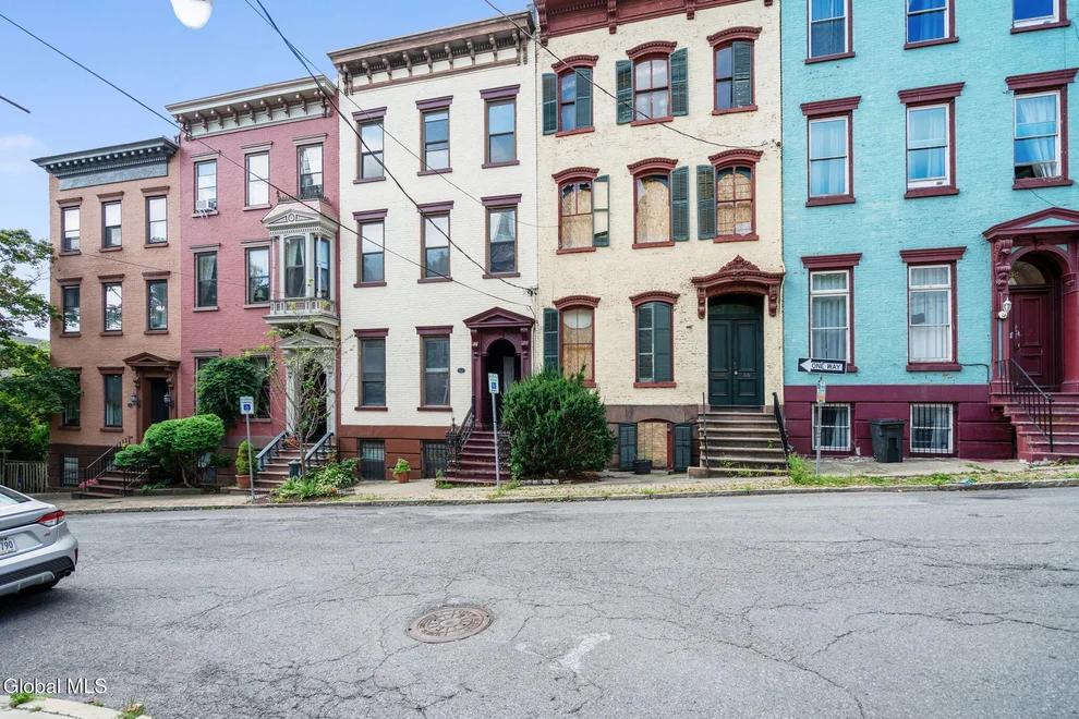 Unit for sale at 28 1st Street, Albany, NY 12210