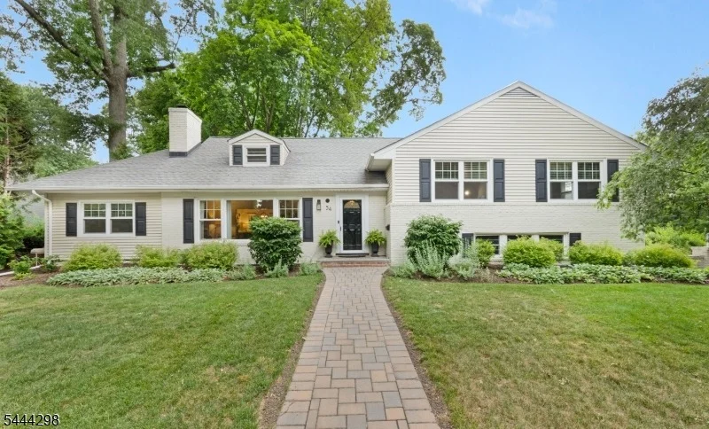 Unit for sale at 54 Winding Way, Madison Boro, NJ 07940-2811