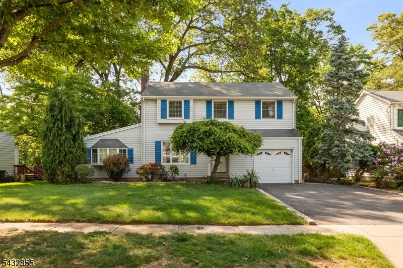 Unit for sale at 557 Monroe Ct, River Edge Boro, NJ 07661-1332