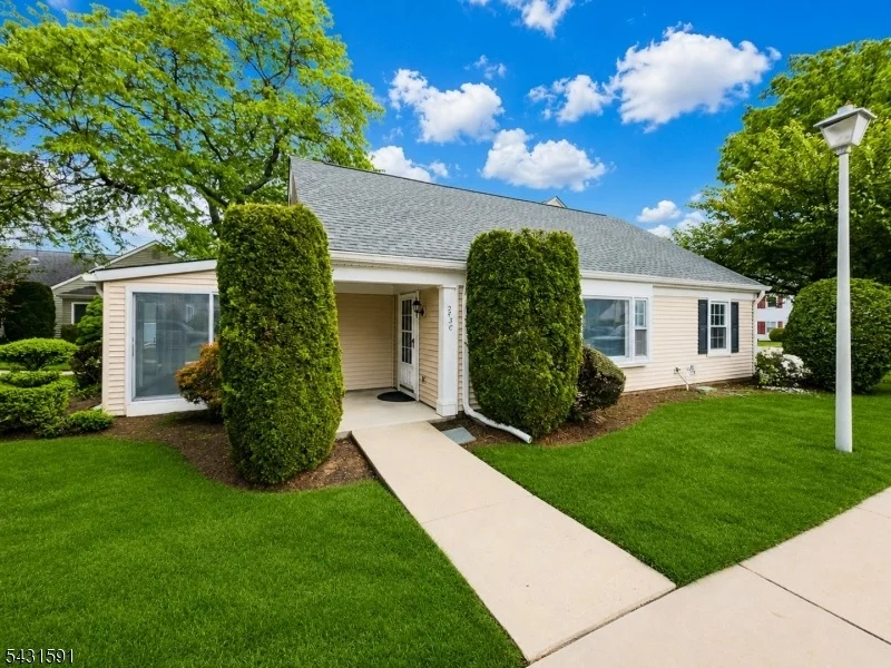 Unit for sale at 243 Mayflower Way, Monroe Twp., NJ 08831-6640