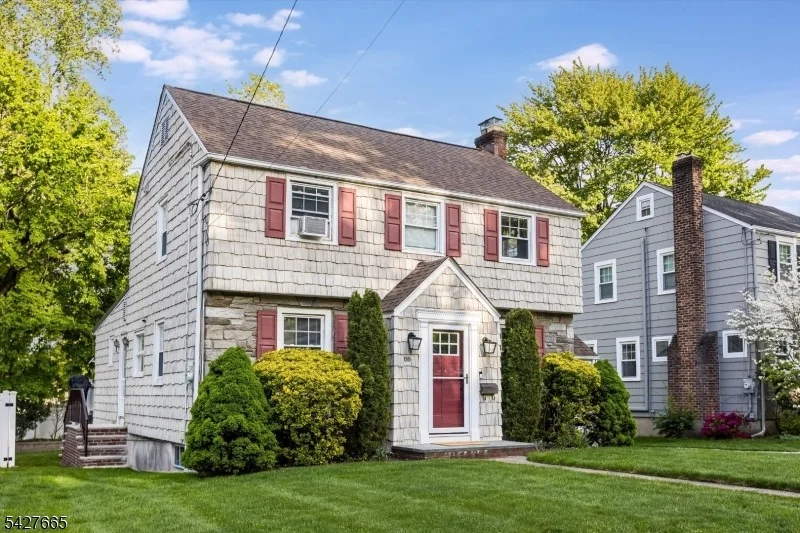 Unit for sale at 199 Stonehouse Rd, Bloomfield Twp., NJ 07028-1815