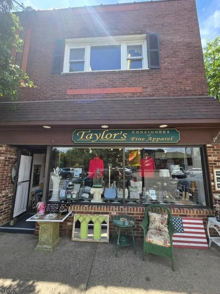 Unit for sale at 740 Speedwell Ave, Morris Plains Boro, NJ 07950-2270