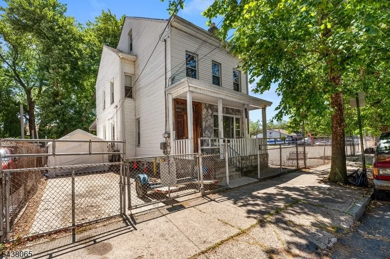 Unit for sale at 116 N 1St St Cv, Paterson City, NJ 07522-1802