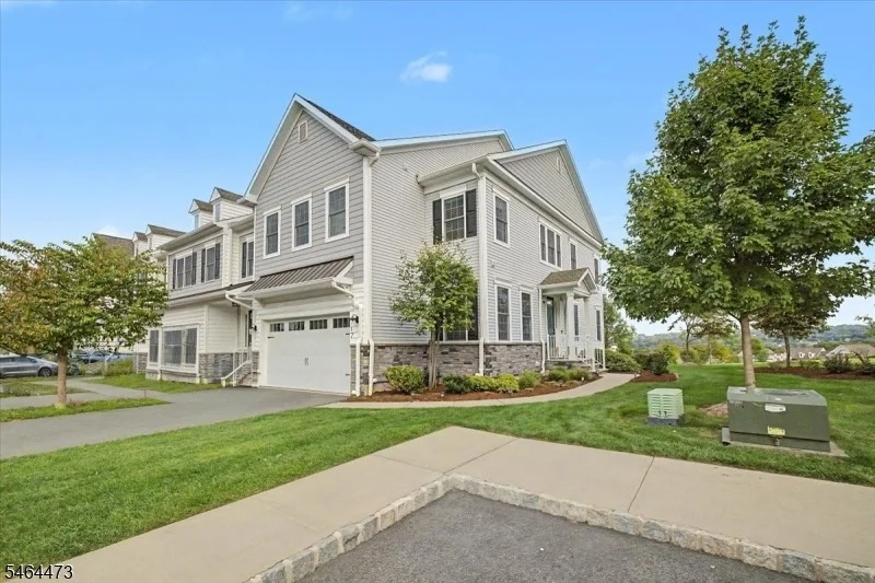 Unit for sale at 17 Aspen Dr, Cedar Grove Twp., NJ 07009