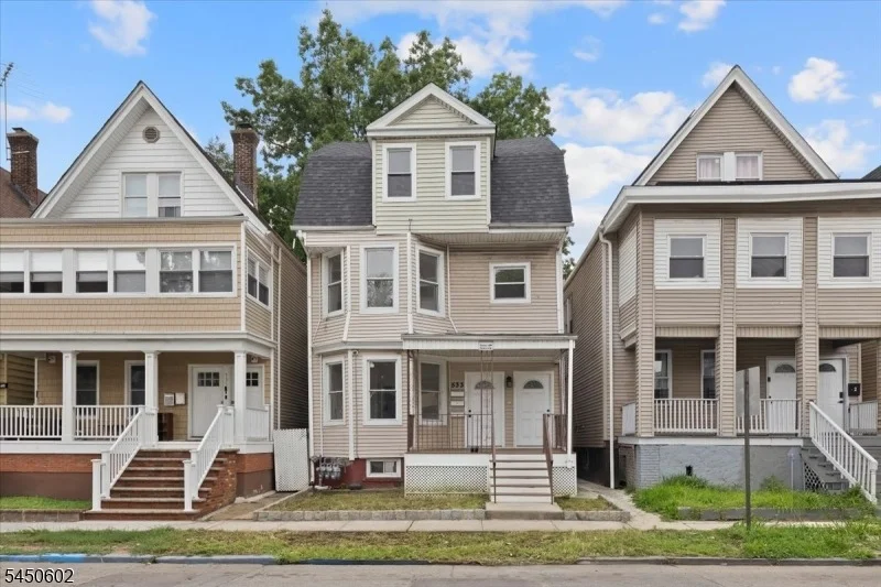 Unit for sale at 533 S Clinton St, East Orange City, NJ 07018-1031