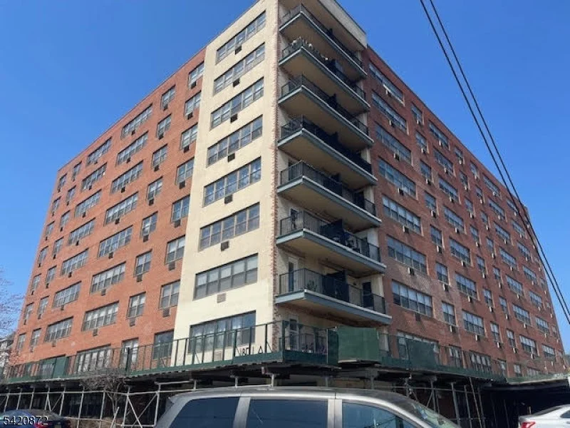 Unit for sale at 821 Jersey Ave, Elizabeth City, NJ 07202-1524
