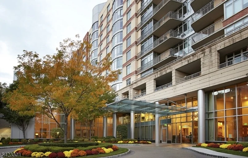 Unit for sale at 8100 River Rd, North Bergen Twp., NJ 07047-7204