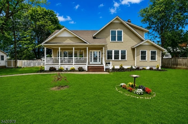 Unit for sale at 123 Passaic Ave, Pompton Lakes Boro, NJ 07442-1810