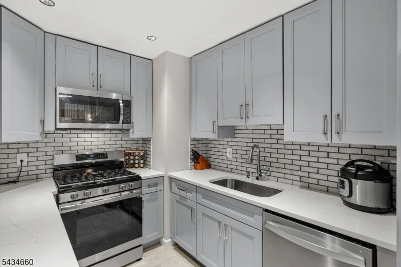 Unit for sale at 217 Vasser Dr, Piscataway Twp., NJ 08854-6630