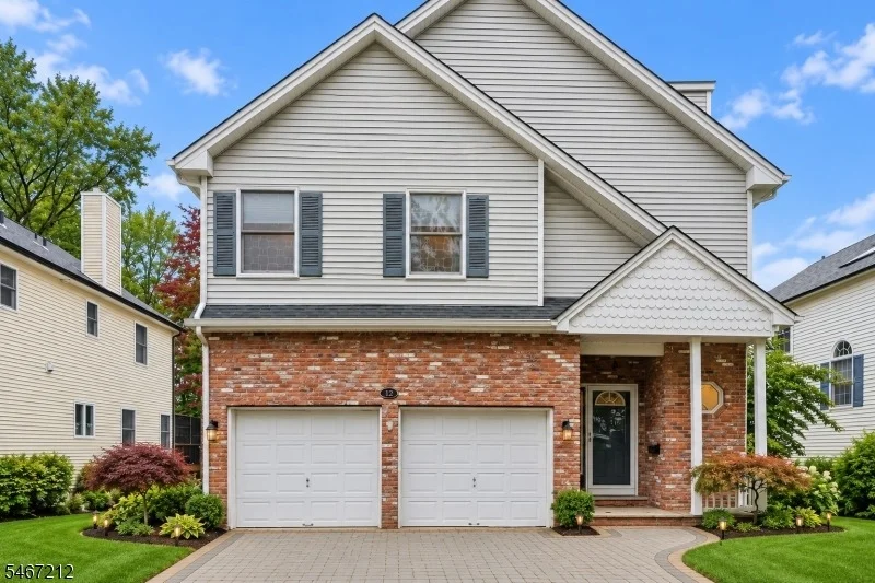 Unit for sale at 12 Vine St, Chatham Boro, NJ 07928-2731