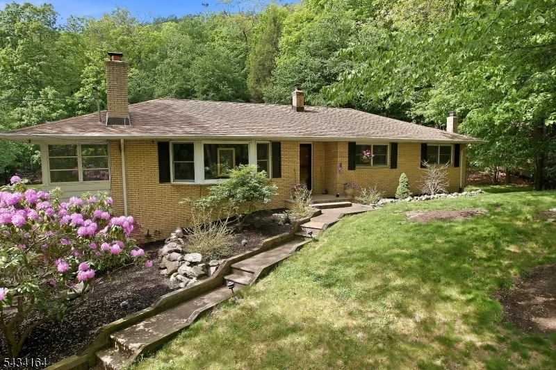 Unit for sale at 794 Westbrook Rd, West Milford Twp., NJ 07480-4409