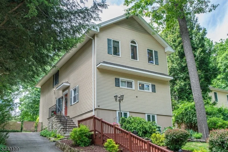 Unit for sale at 70 W Lake Shore Dr, Rockaway Twp., NJ 07866-1026