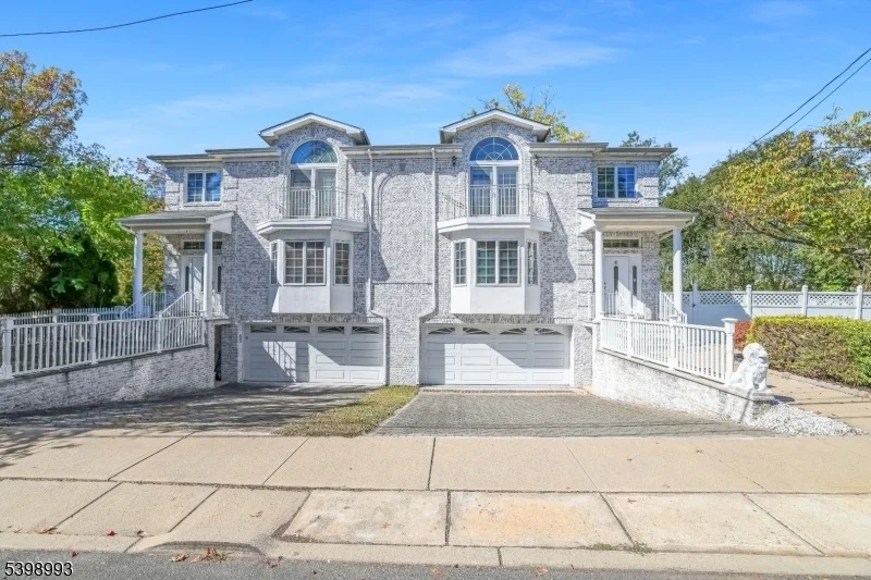 Unit for sale at 4 Maple Ave, Waldwick Boro, NJ 07463-1602