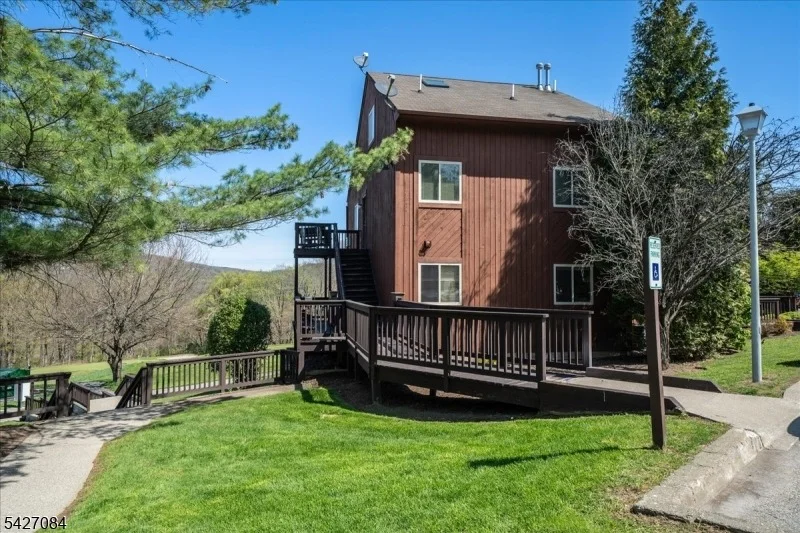 Unit for sale at 6 Falkenstein Dr Unit 8, Vernon Twp., NJ 07462-2515