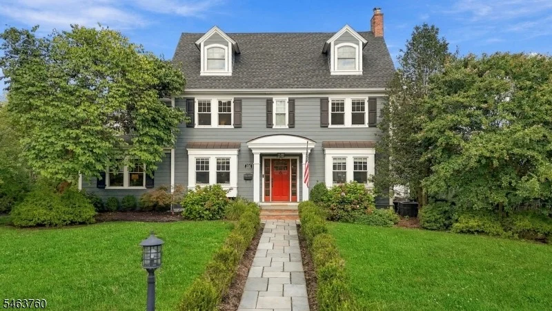 Unit for sale at 224 N Chestnut St, Westfield Town, NJ 07090-2411
