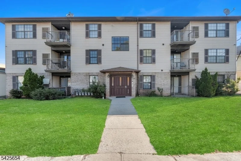 Unit for sale at 535 Bayway Ave, Elizabeth City, NJ 07202