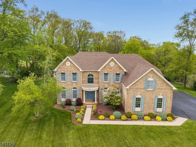 Unit for sale at 26 Alpaugh Dr, Bethlehem Twp., NJ 08802-1213